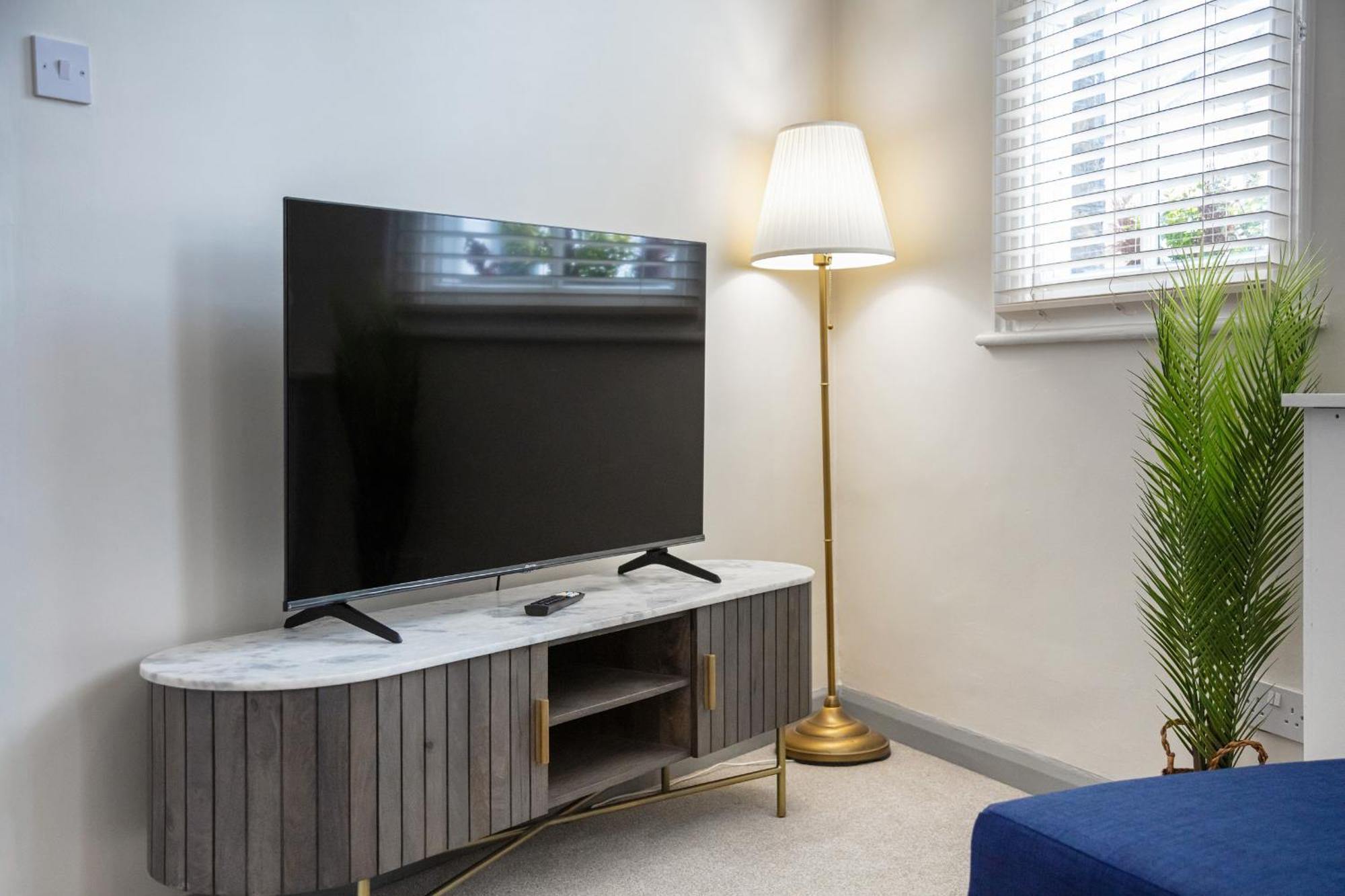 5A - Bright And Airy 2 Bedroom Apartment - Close To Central Λονδίνο Εξωτερικό φωτογραφία